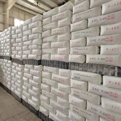 Nhựa PVC dạng bột P-450 với độ nhớt bột tiêu chuẩn thấp ≤7000 mPa·s, hạt tạp chất siêu thấp ≤20 hạt và tốc độ làm đặc 24h thấp ≤100%
